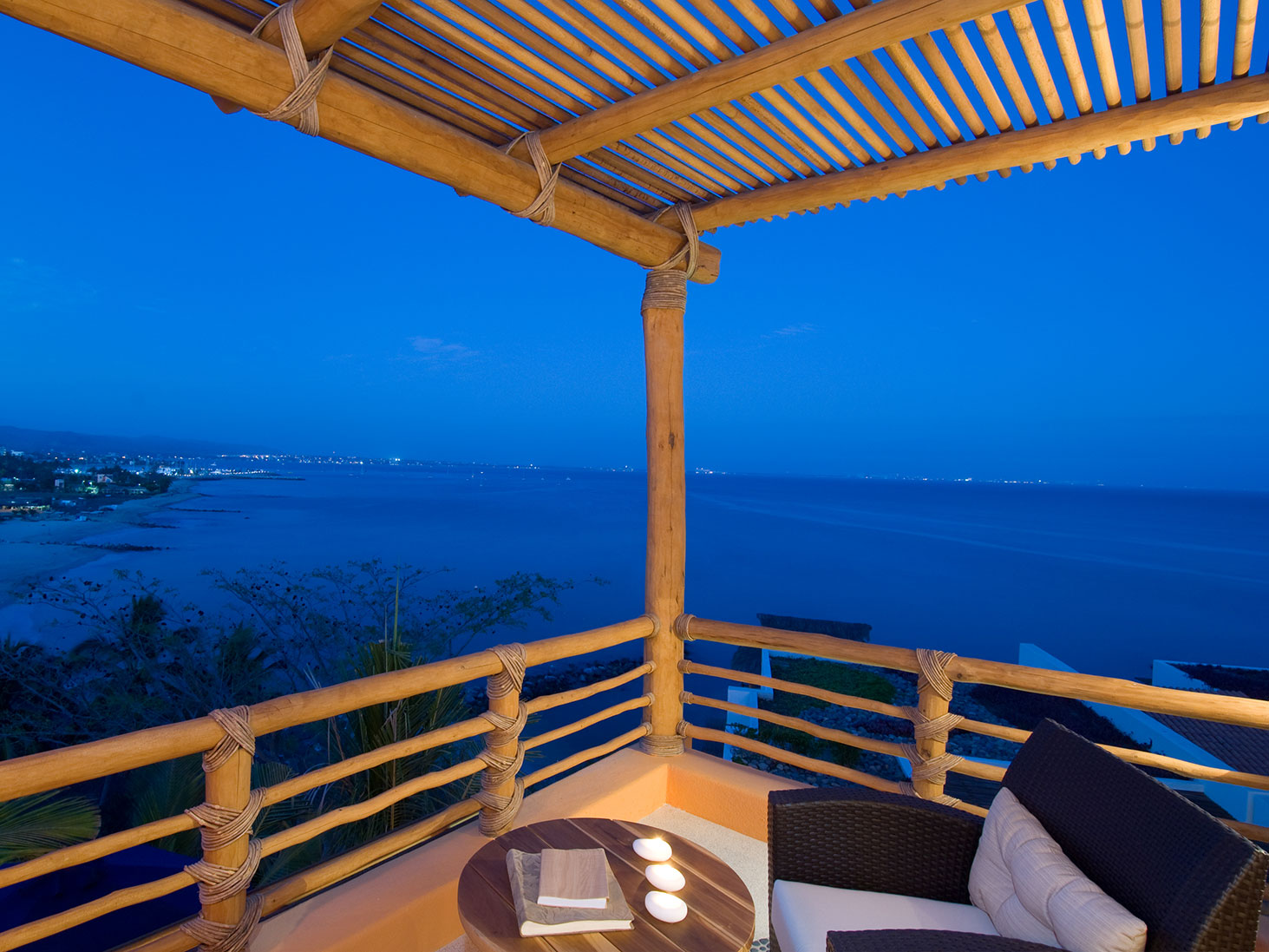 Arquitectos, residencial y construcción