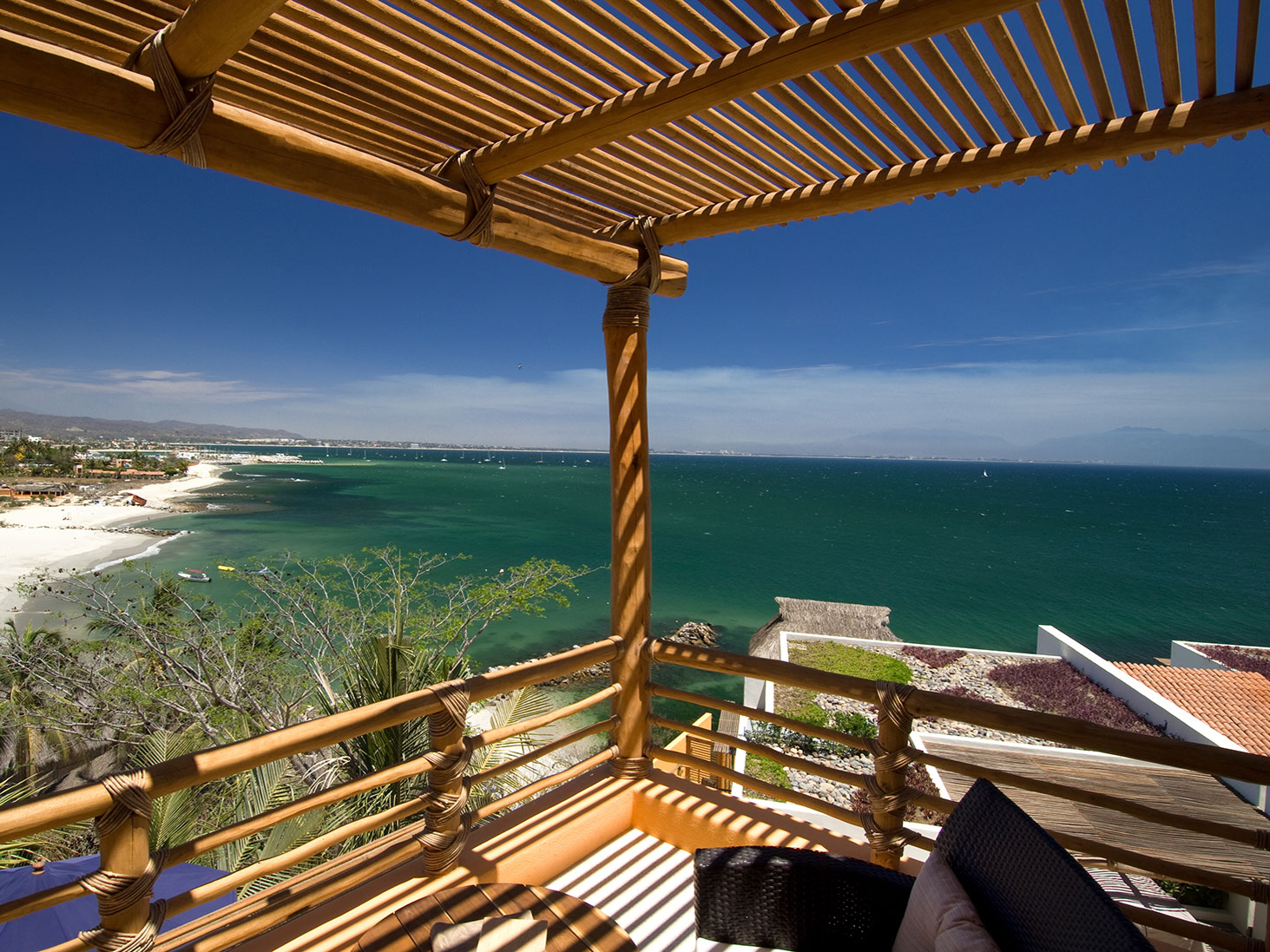 Arquitectos, residencial y construcción