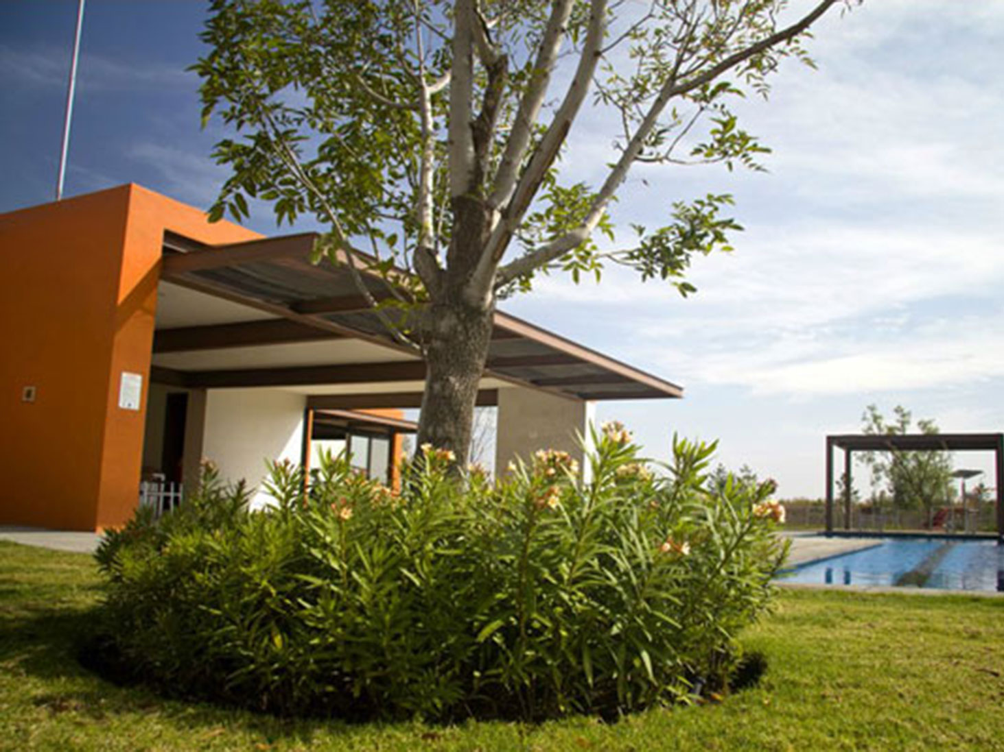 Arquitectos, residencial y construcción